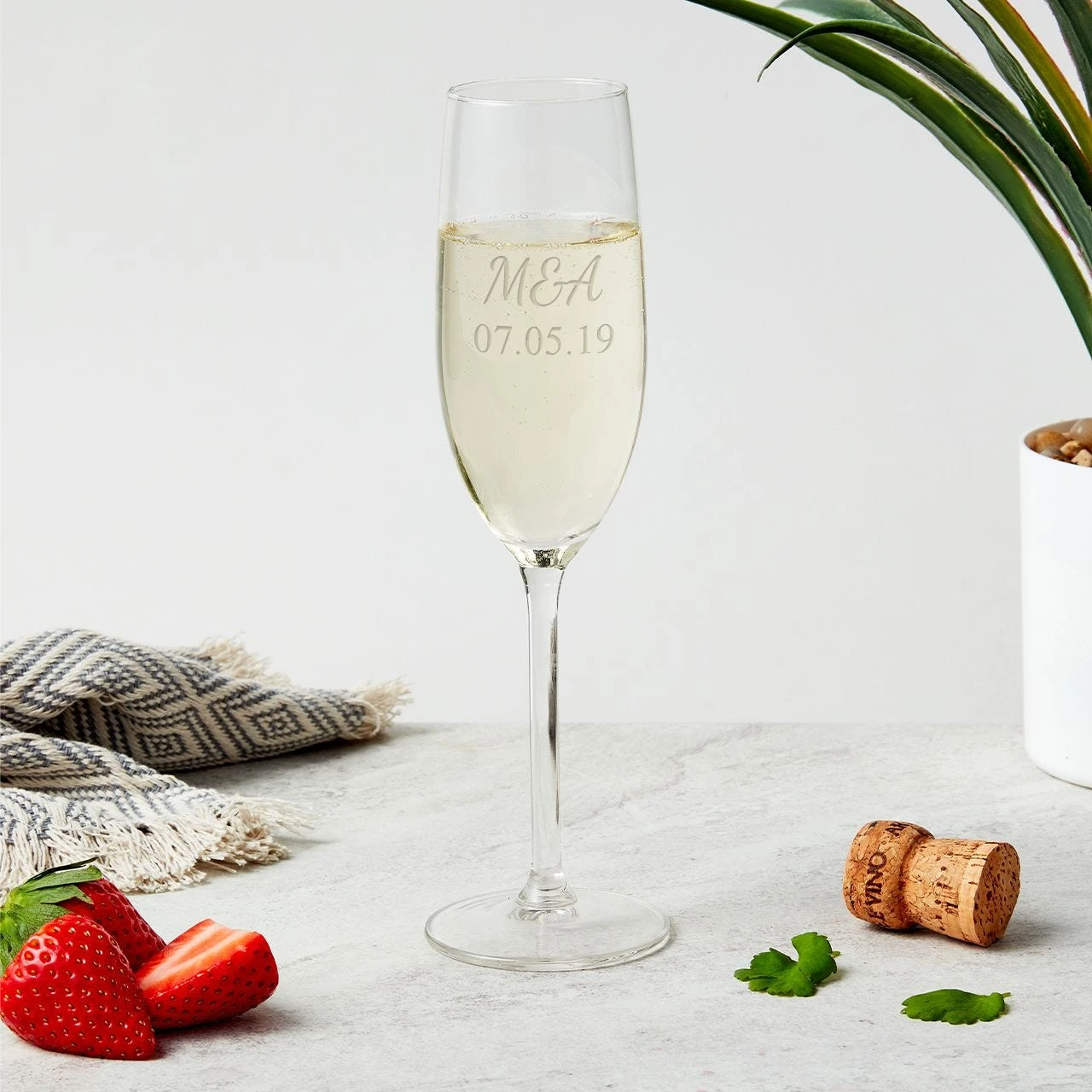 Personalised Engraved Champagne Flute (Initials) - Image 2