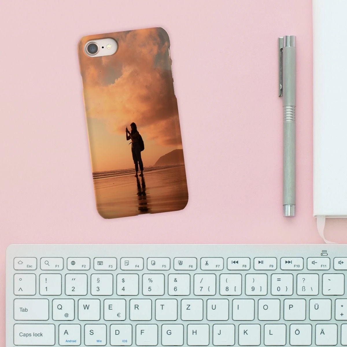 IPhone SE 3 Phone Case - Image 3